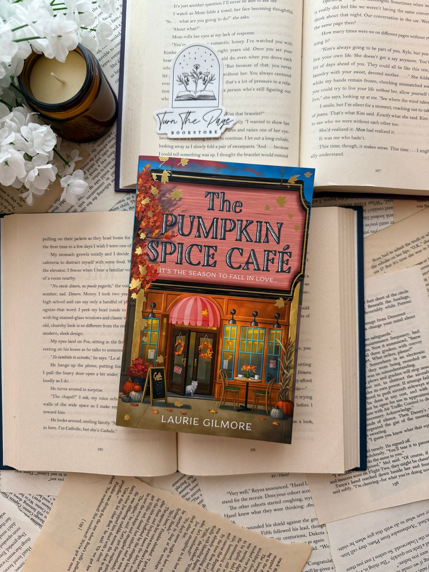 The Pumpkin Spice Café by Laurie Gilmore