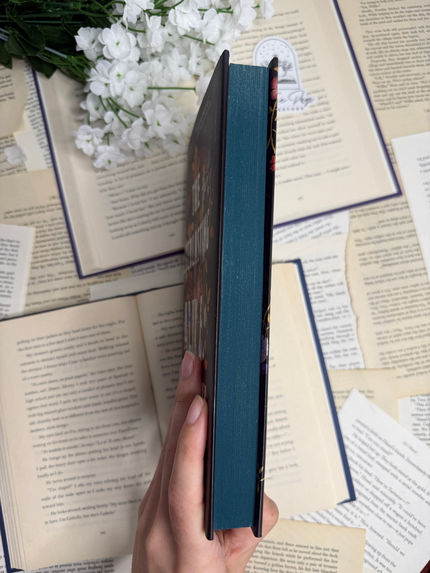 The Everlasting by Alix E. Harrow - sprayed edges