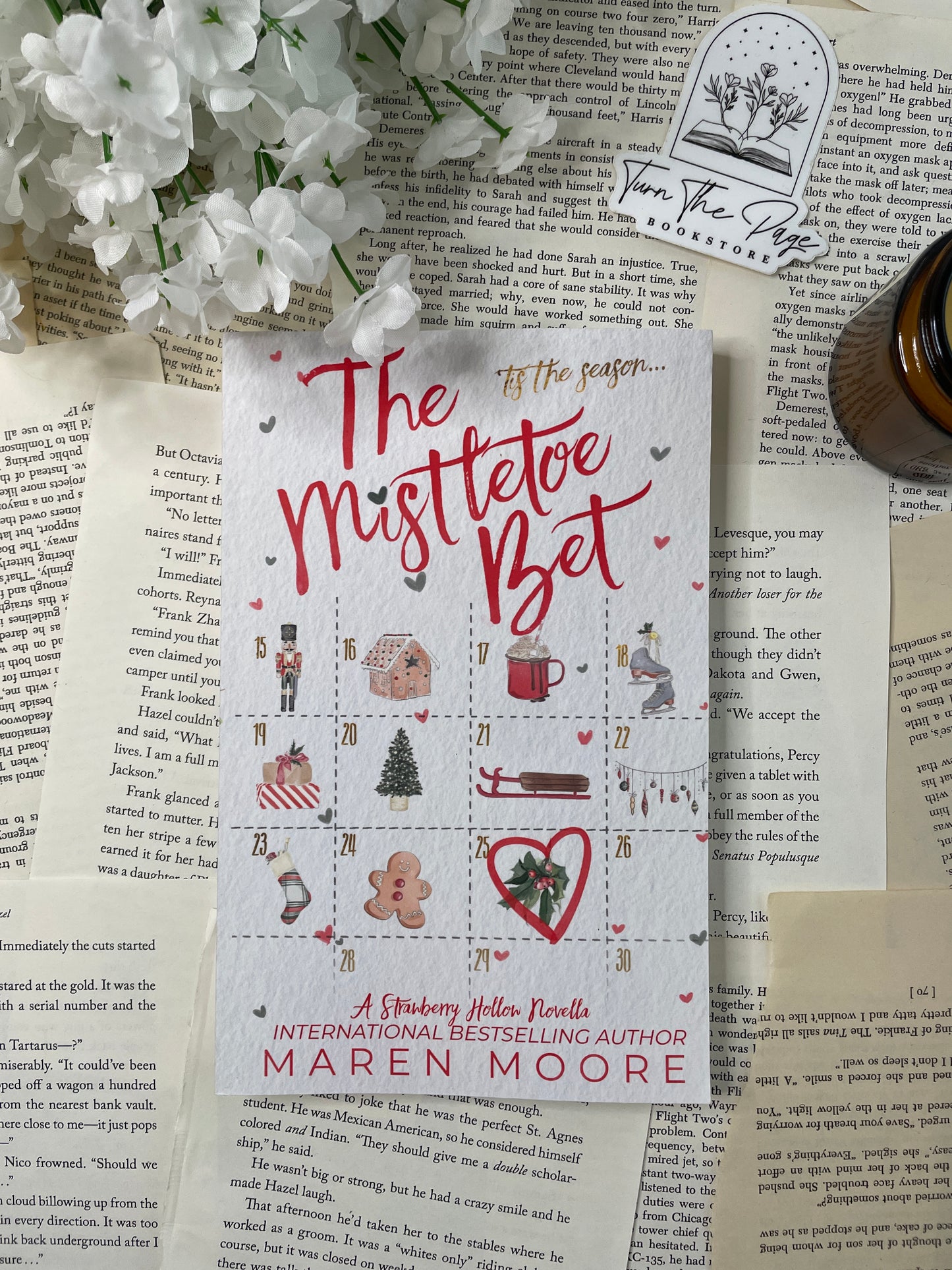 The Mistletoe Bet by Maren Moore