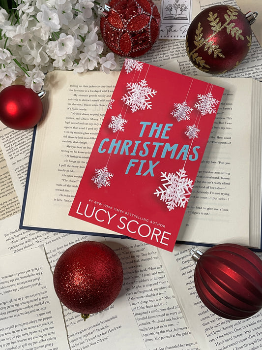 The Christmas Fix by Lucy Score